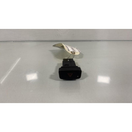 Bouton de warning HYUNDAI SONATA 4