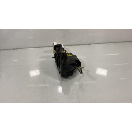 Serrure arriere droit HYUNDAI GETZ Photo n°1