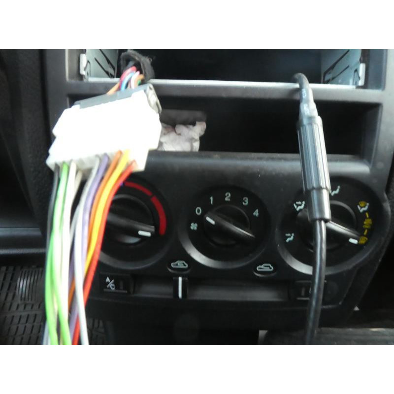 Serrure arriere droit HYUNDAI GETZ Photo n°9