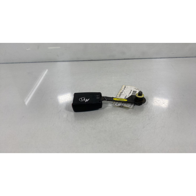 Attache ceinture avant droit NISSAN MICRA 3 Photo n°1