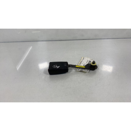 Attache ceinture avant droit NISSAN MICRA 3 Photo n°1