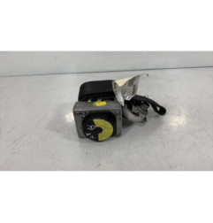 Pretensionneur de ceinture avant gauche VOLKSWAGEN NEW BEETLE 1 Photo n°1