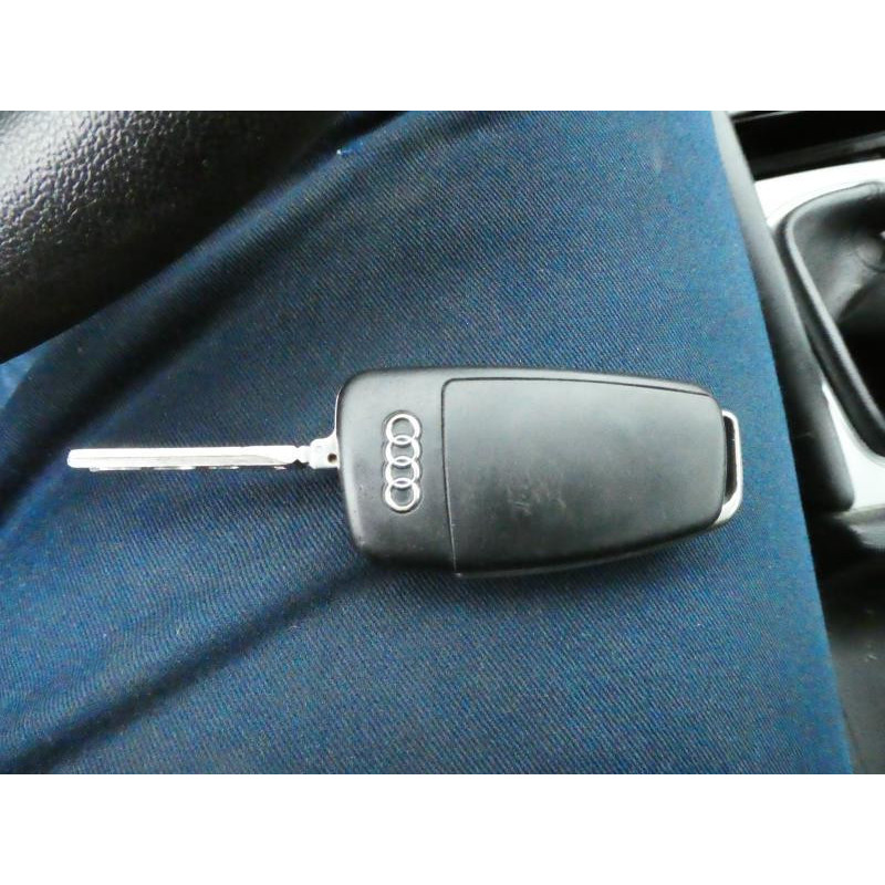 Porte avant droit AUDI A3 2 Photo n°9