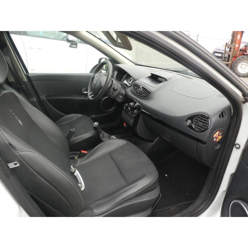 Boite a gants RENAULT CLIO 3 Photo n°4