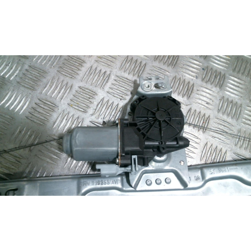 Leve vitre electrique avant droit PEUGEOT 207 Photo n°1
