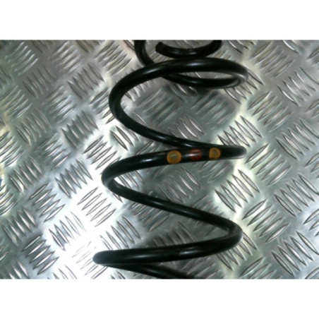 Ressort de suspension arriere droit PEUGEOT 207
