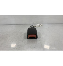 Attache ceinture avant droit MAZDA 121 3 Photo n°1