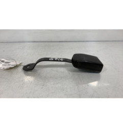 Attache ceinture avant droit MAZDA 121 3