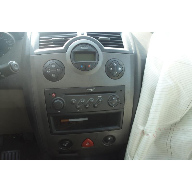 Moteur essuie glace arriere RENAULT MEGANE 2 Photo n°8