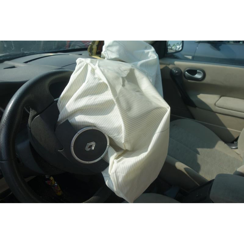 Moteur essuie glace arriere RENAULT MEGANE 2 Photo n°18
