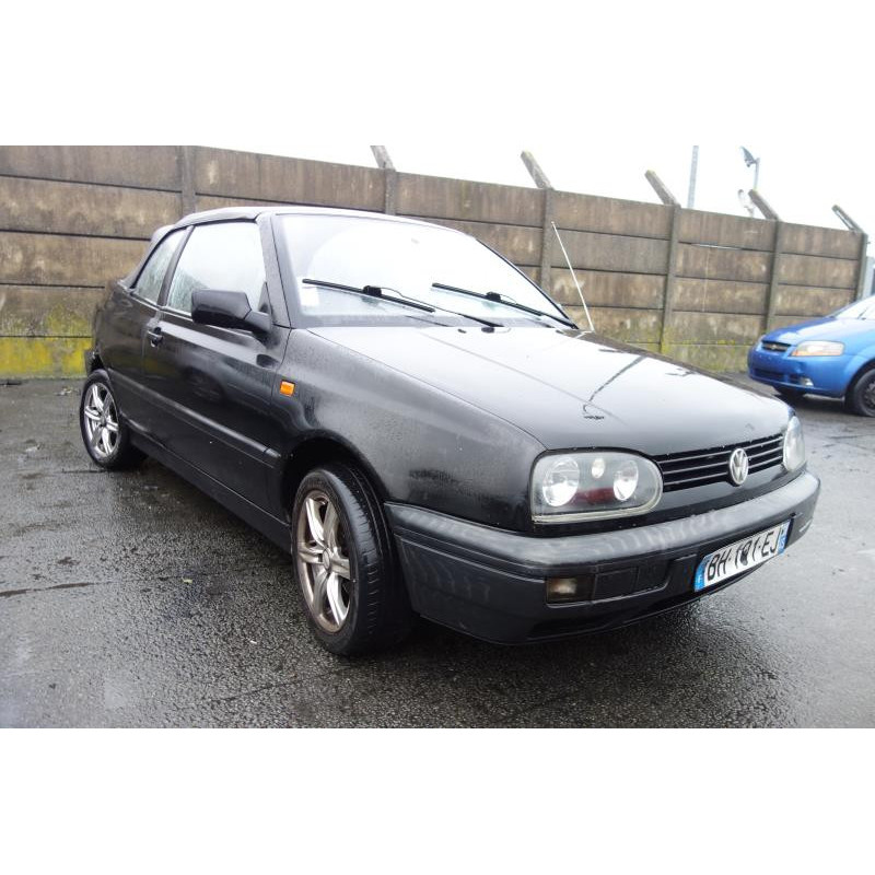 Etrier avant gauche (freinage) VOLKSWAGEN GOLF 3 Photo n°3