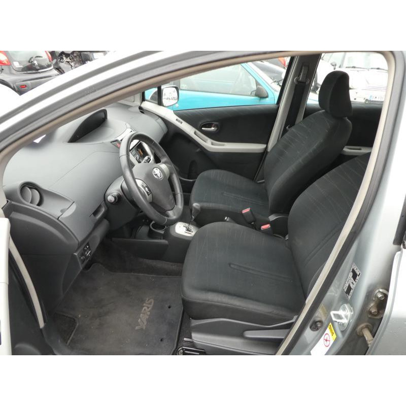 Demarreur TOYOTA YARIS 2 Photo n°6