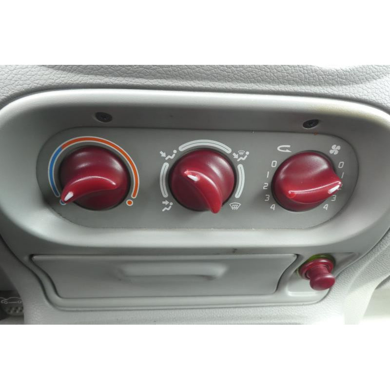 Capot RENAULT TWINGO 1 Photo n°10