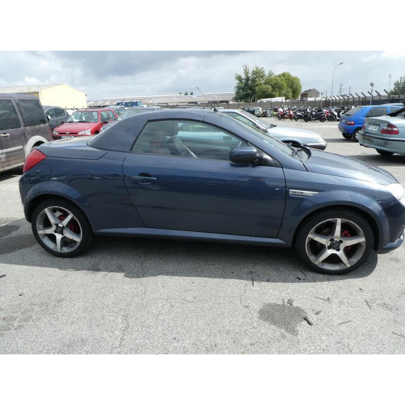 Aile avant droit OPEL TIGRA 2 Photo n°6