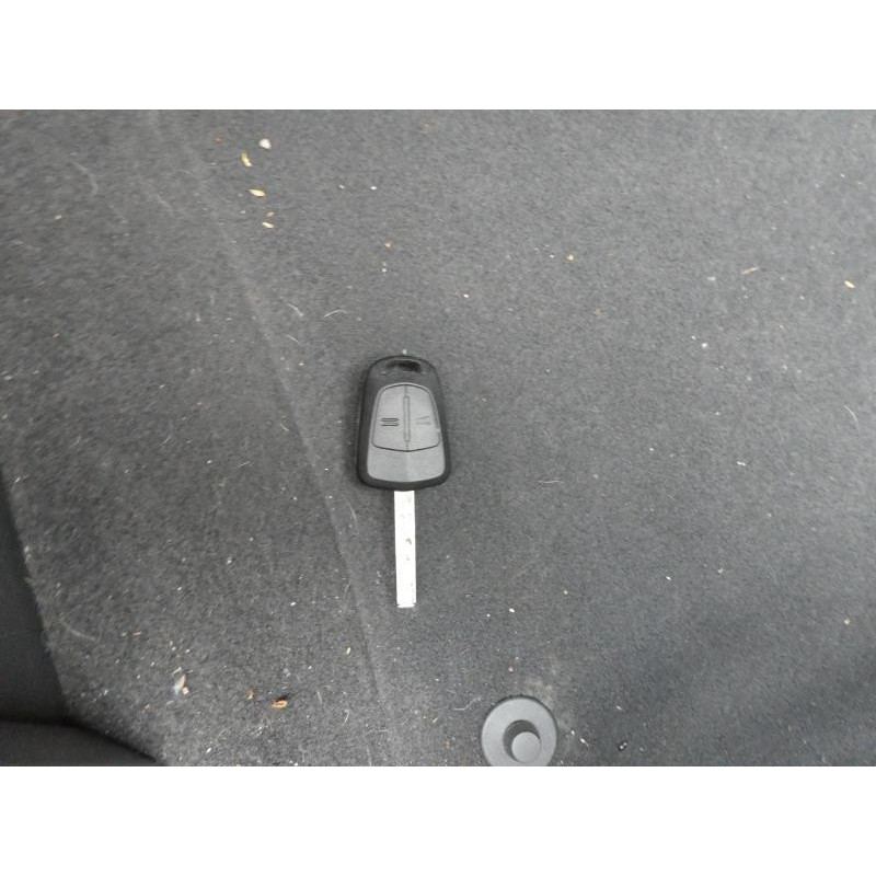 Aile avant droit OPEL TIGRA 2 Photo n°7