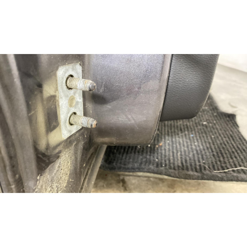 Porte avant droit BMW SERIE 1 E87 Photo n°8