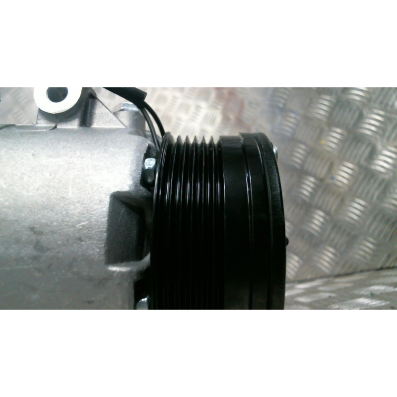 Compresseur clim OPEL ASTRA H Photo n°3