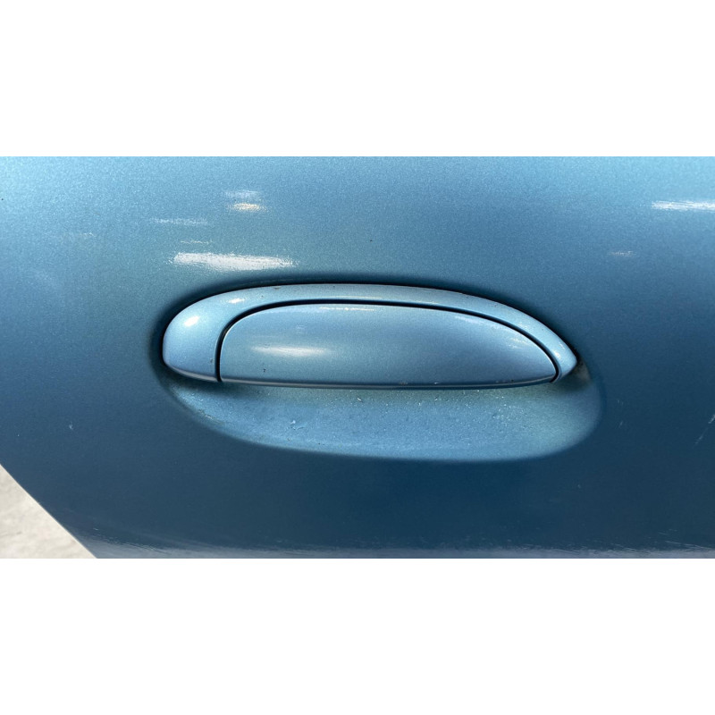 Porte avant droit RENAULT CLIO 2 Photo n°5
