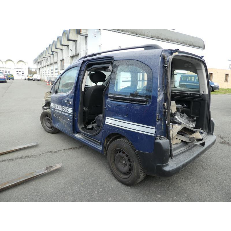 Vitre avant gauche PEUGEOT PARTNER 2 Photo n°6