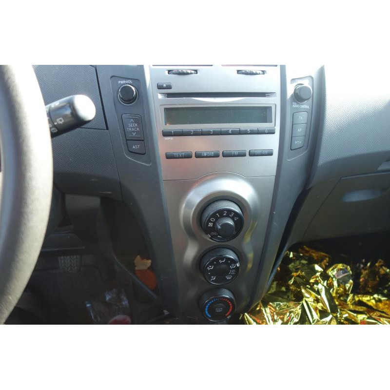 Pare soleil gauche TOYOTA YARIS 2 Photo n°8