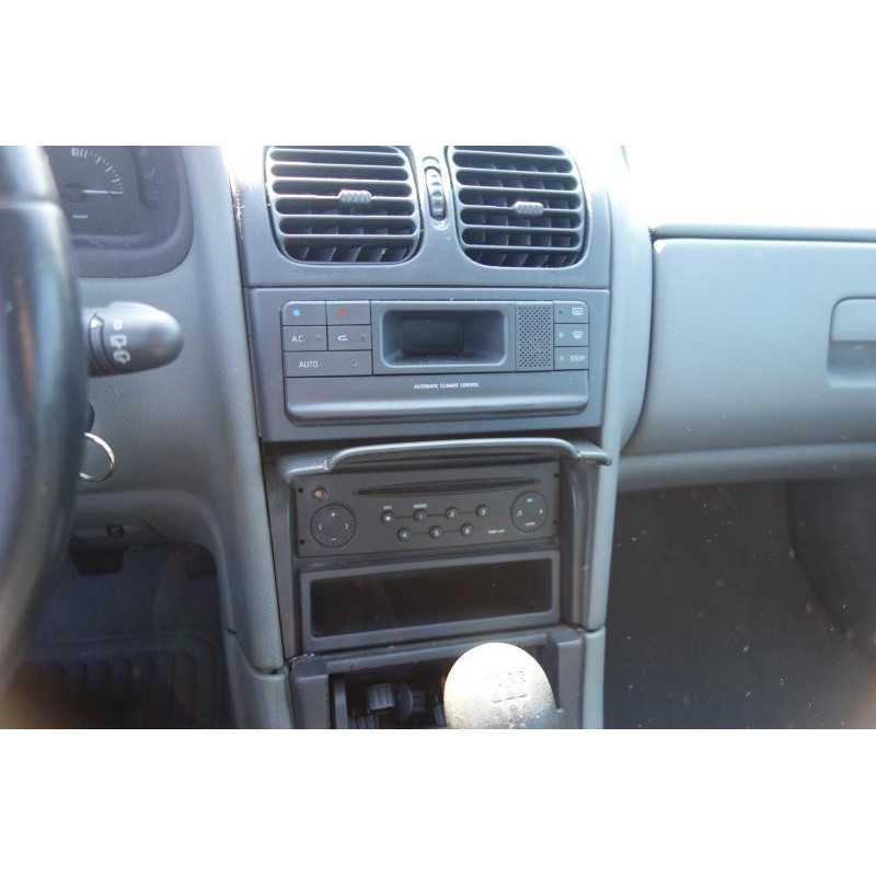 Moteur RENAULT LAGUNA 1 Photo n°6