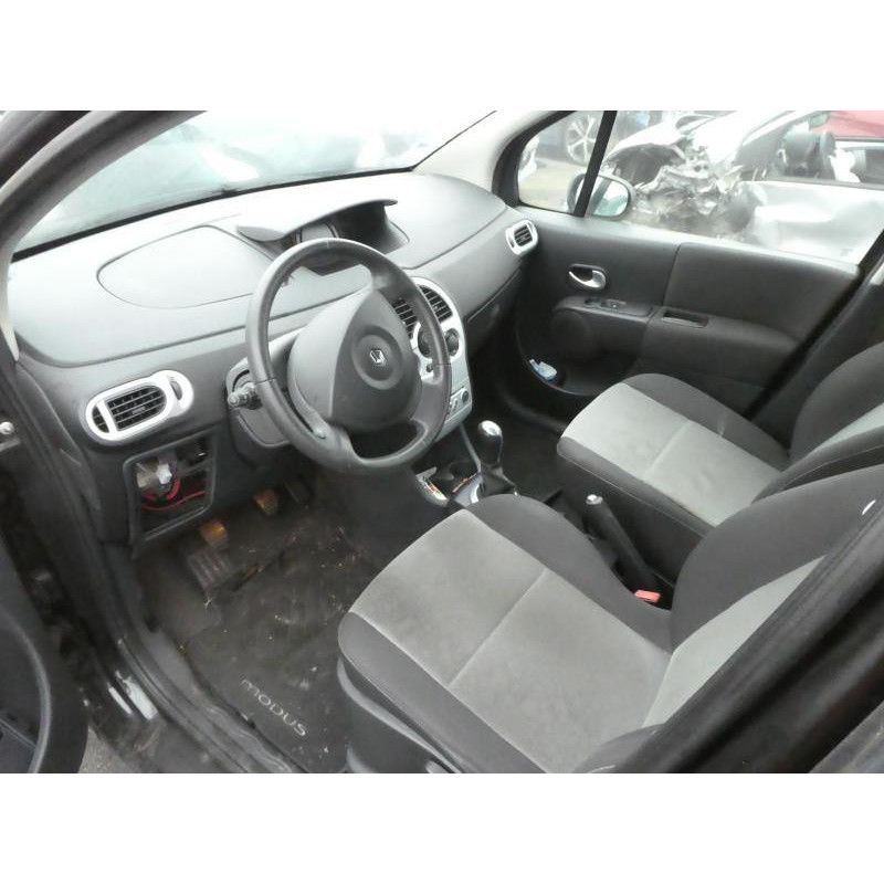 Malle/Hayon arriere RENAULT MODUS Photo n°7