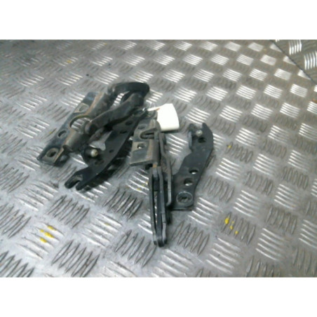 Charniere de capot BMW X5 E53 Photo n°1