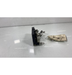Serrure arriere droit DACIA SANDERO 1