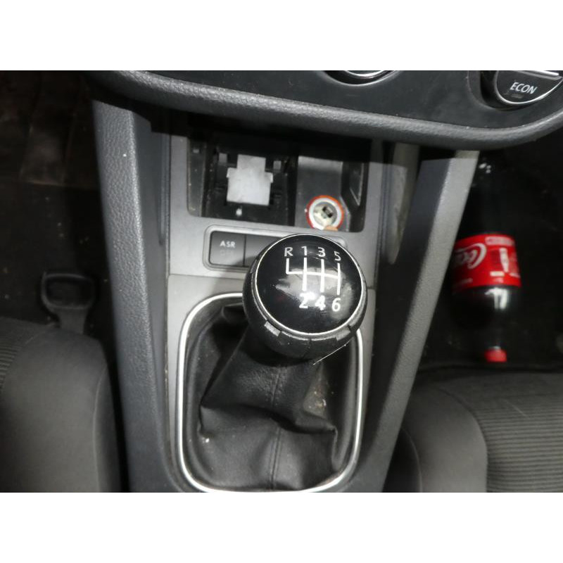 Porte avant droit VOLKSWAGEN GOLF 5 Photo n°10
