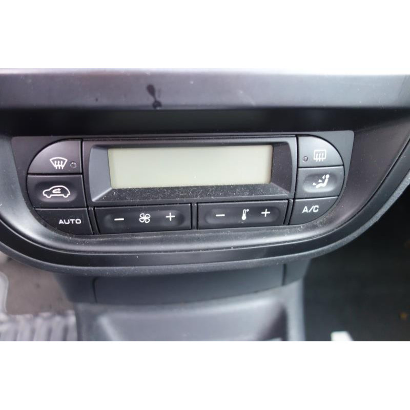 Vitre arriere droit CITROEN C3 PLURIEL Photo n°13