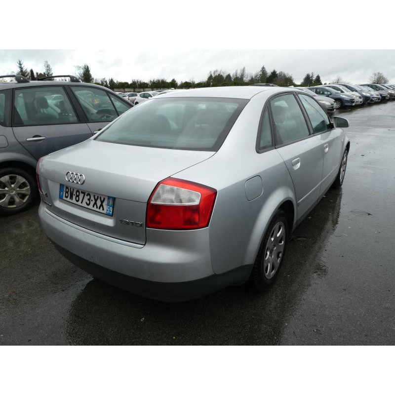Pare choc arriere AUDI A4 2 Photo n°6