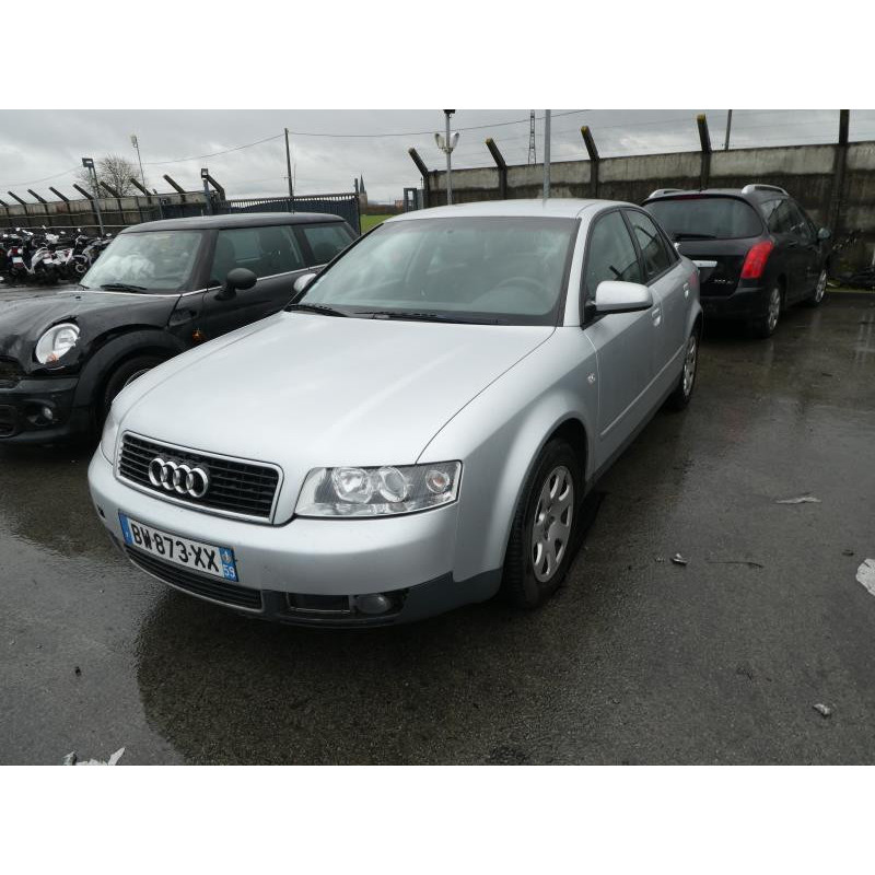 Pare choc arriere AUDI A4 2 Photo n°8