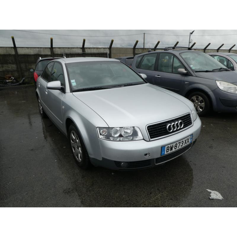 Pare choc arriere AUDI A4 2 Photo n°10