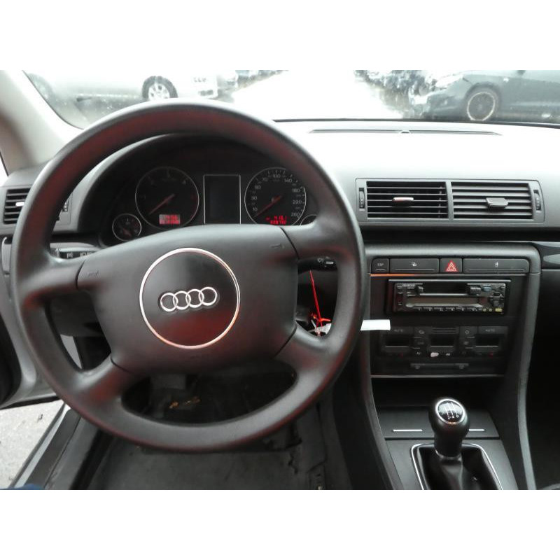 Pare choc arriere AUDI A4 2 Photo n°13
