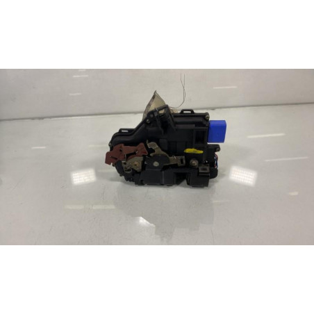 Serrure avant droit AUDI A3 2