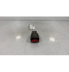 Attache ceinture avant droit MAZDA MPV 2 Photo n°1