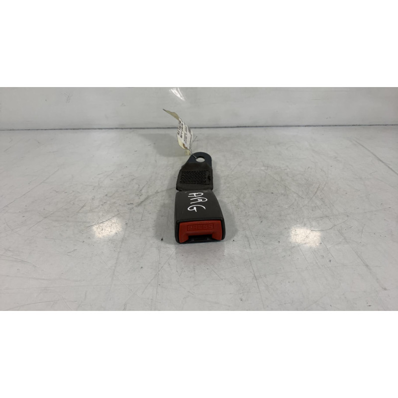 Attache ceinture arriere gauche NISSAN MICRA 3 Photo n°1