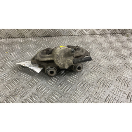 Etrier avant droit (freinage) RENAULT CLIO 1