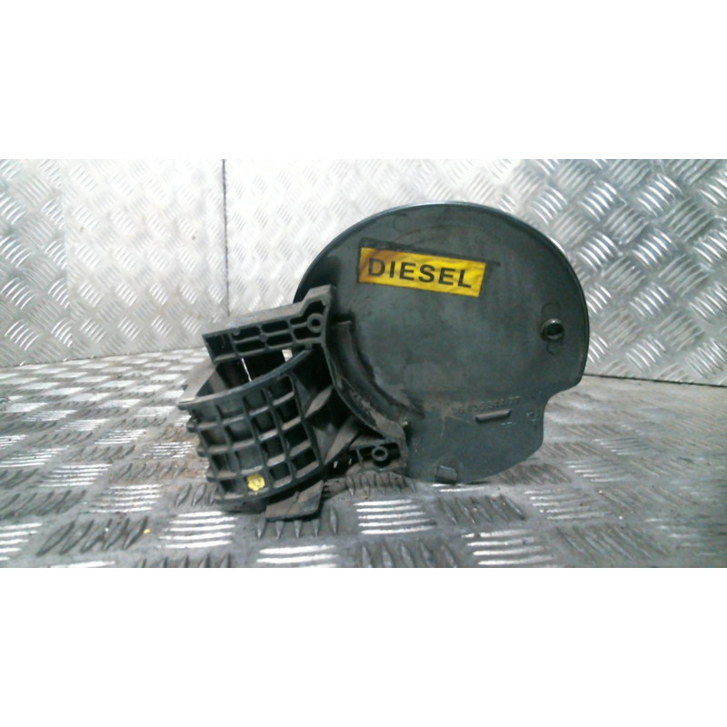 Trappe d'essence PEUGEOT 307 Photo n°2