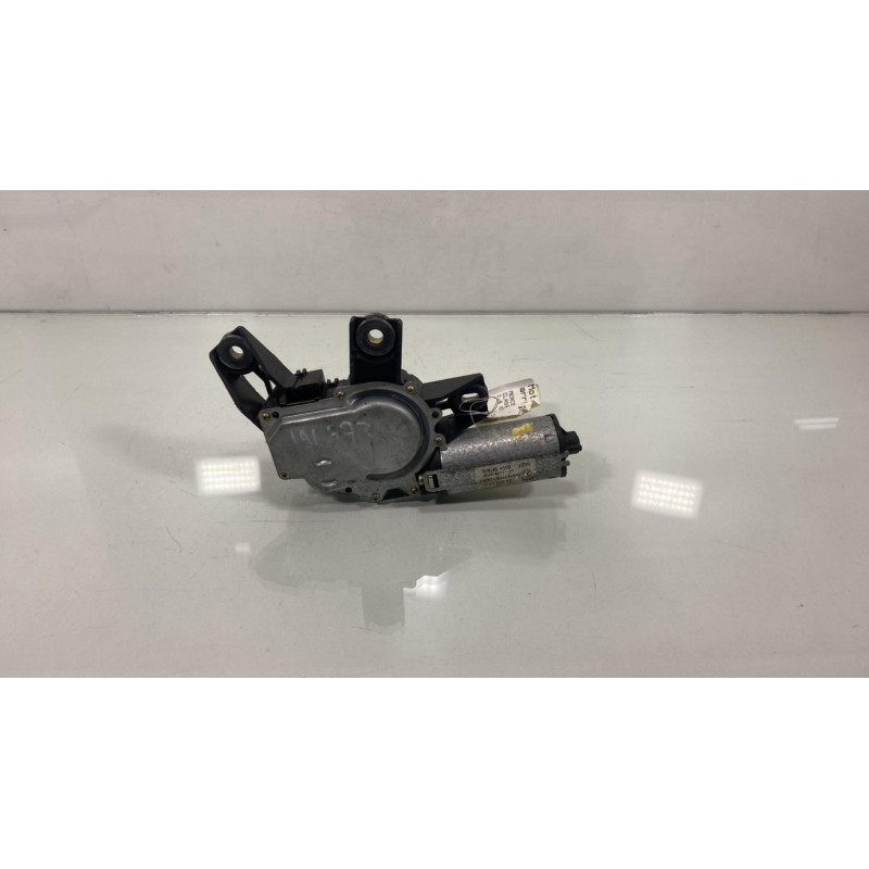 Moteur essuie glace arriere MERCEDES CLASSE A 168 Photo n°2