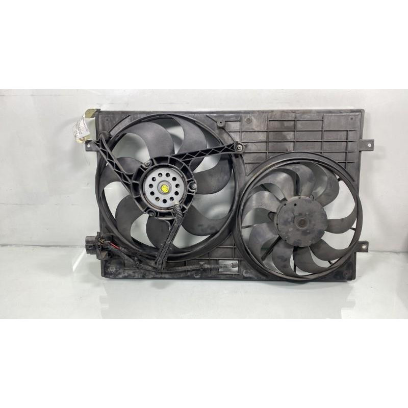 Moto ventilateur radiateur VOLKSWAGEN POLO 4 Photo n°4