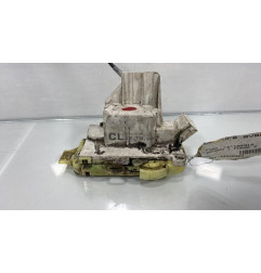 Serrure avant droit FORD MONDEO 1