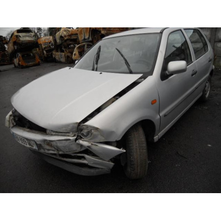 Leve vitre mecanique arriere gauche VOLKSWAGEN POLO 3