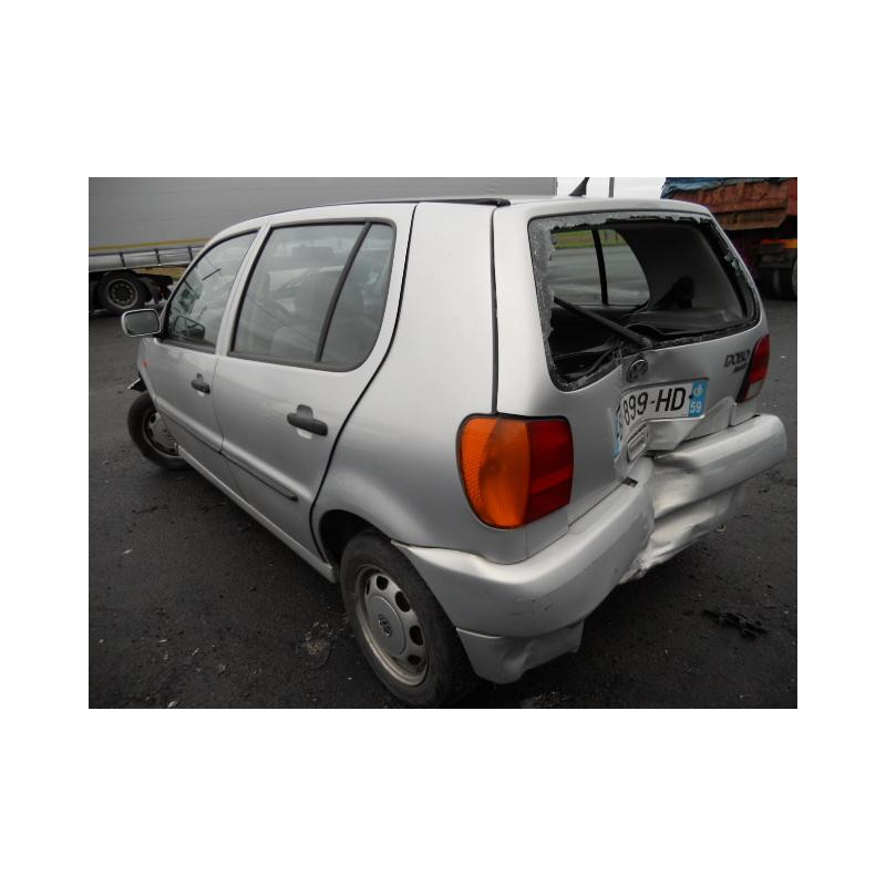 Leve vitre mecanique arriere gauche VOLKSWAGEN POLO 3 Photo n°5