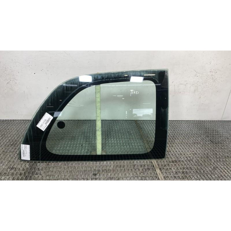 Vitre arriere droit CHRYSLER VOYAGER 3 Photo n°3