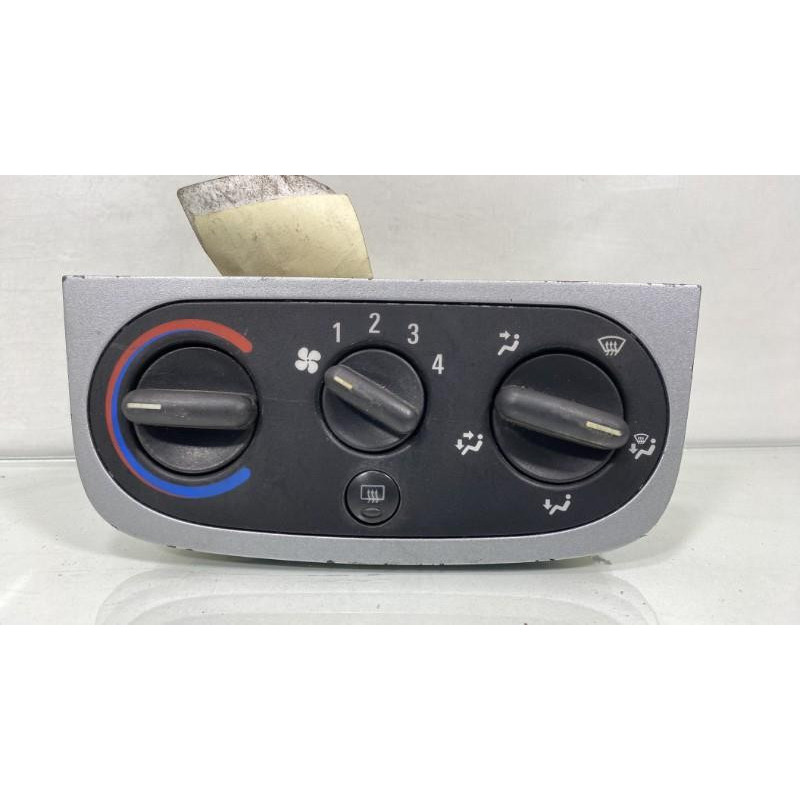 Commande chauffage OPEL CORSA C Photo n°1