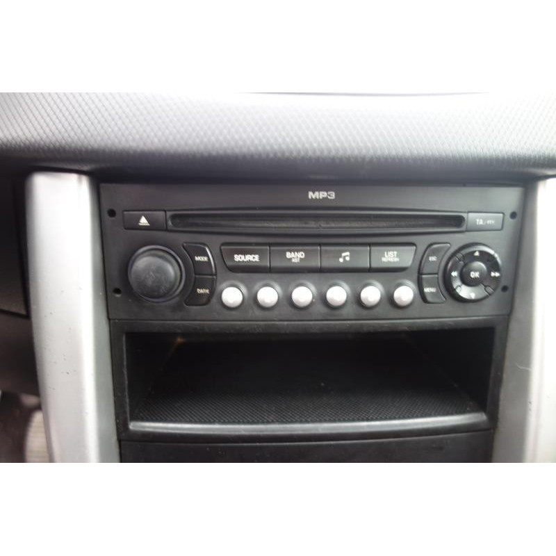 Ceinture arriere droit PEUGEOT 207 Photo n°4