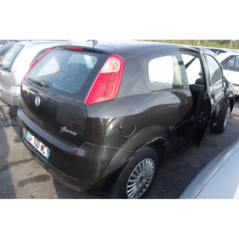 Pretensionneur de ceinture avant gauche FIAT GRANDE PUNTO Photo n°6