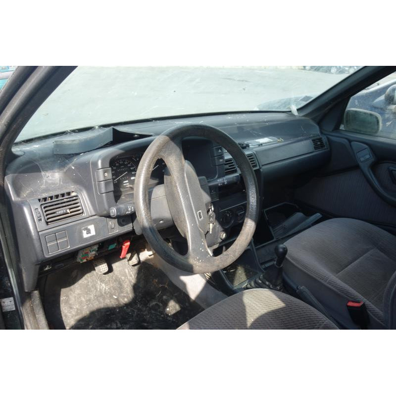 Vitre avant gauche CITROEN ZX Photo n°7