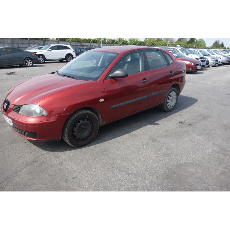 Vitre arriere droit SEAT CORDOBA 2 Photo n°1